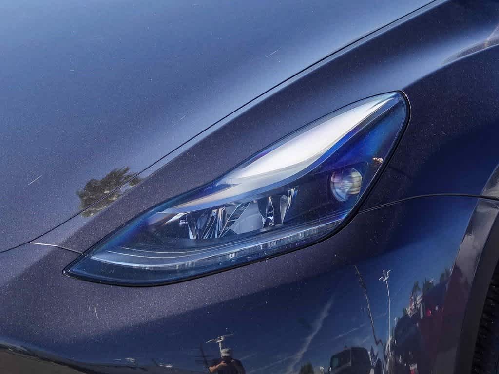 Thumbnail: 2025 Tesla Model Y - 8