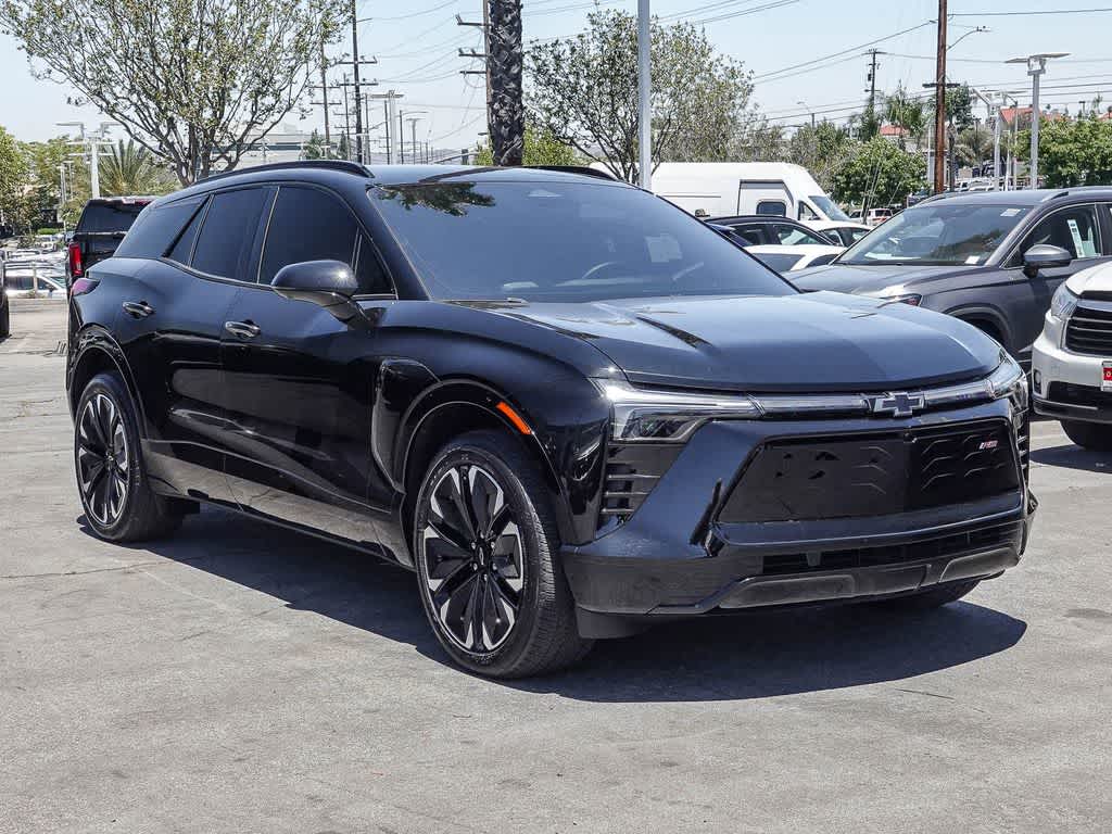Thumbnail: 2024 Chevrolet Blazer EV - 3