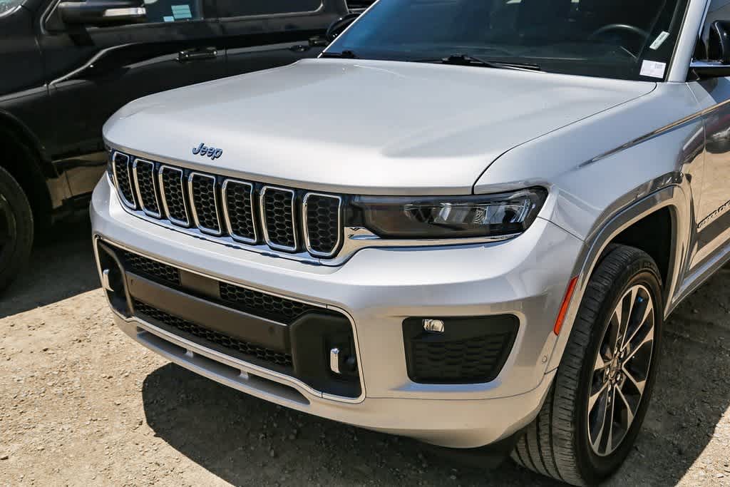 Thumbnail: 2022 Jeep Grand Cherokee - 18