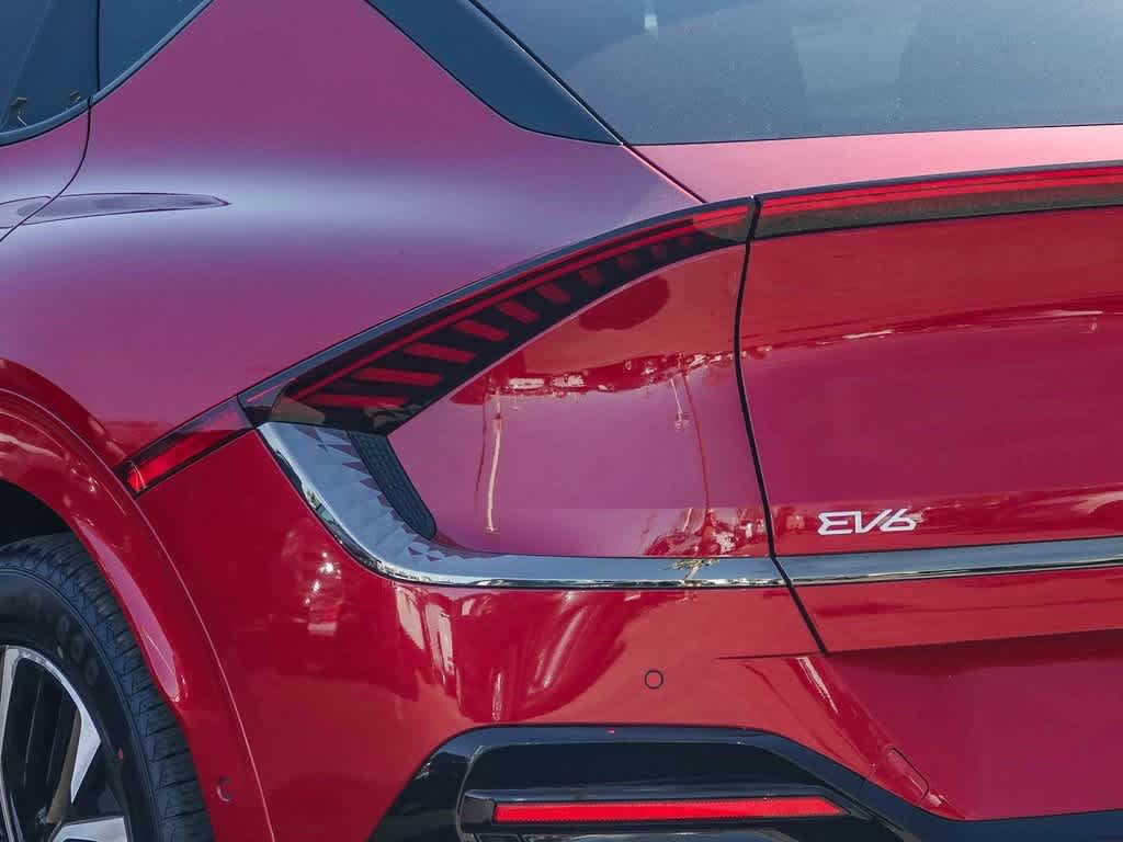 Thumbnail: 2023 Kia EV6 - 7