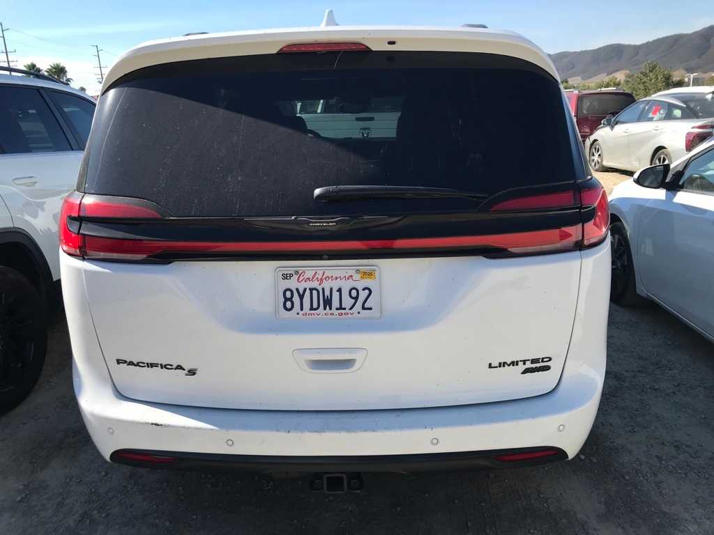 Thumbnail: 2021 Chrysler Pacifica - 5