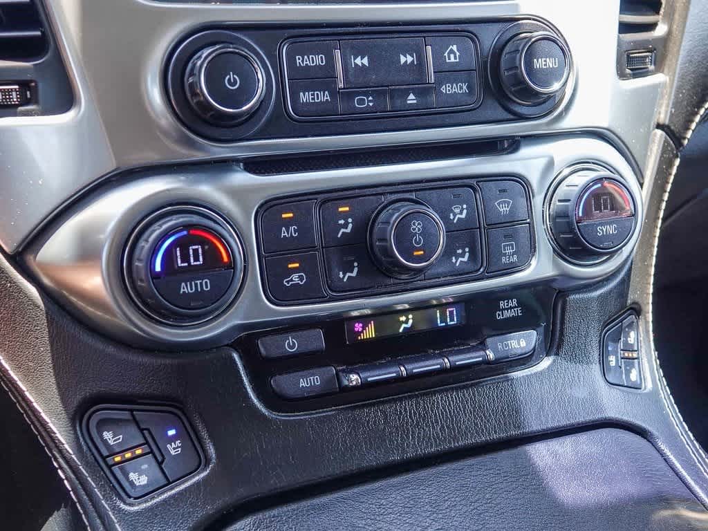 Thumbnail: 2016 Chevrolet Suburban - 22