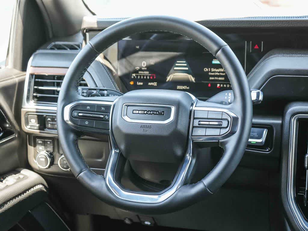 Thumbnail: 2025 GMC Yukon XL - 15