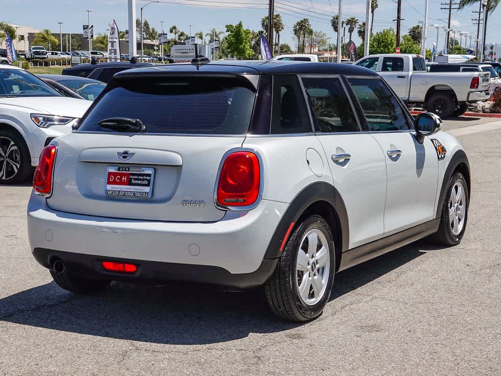 Thumbnail: 2015 MINI Cooper Hardtop - 4