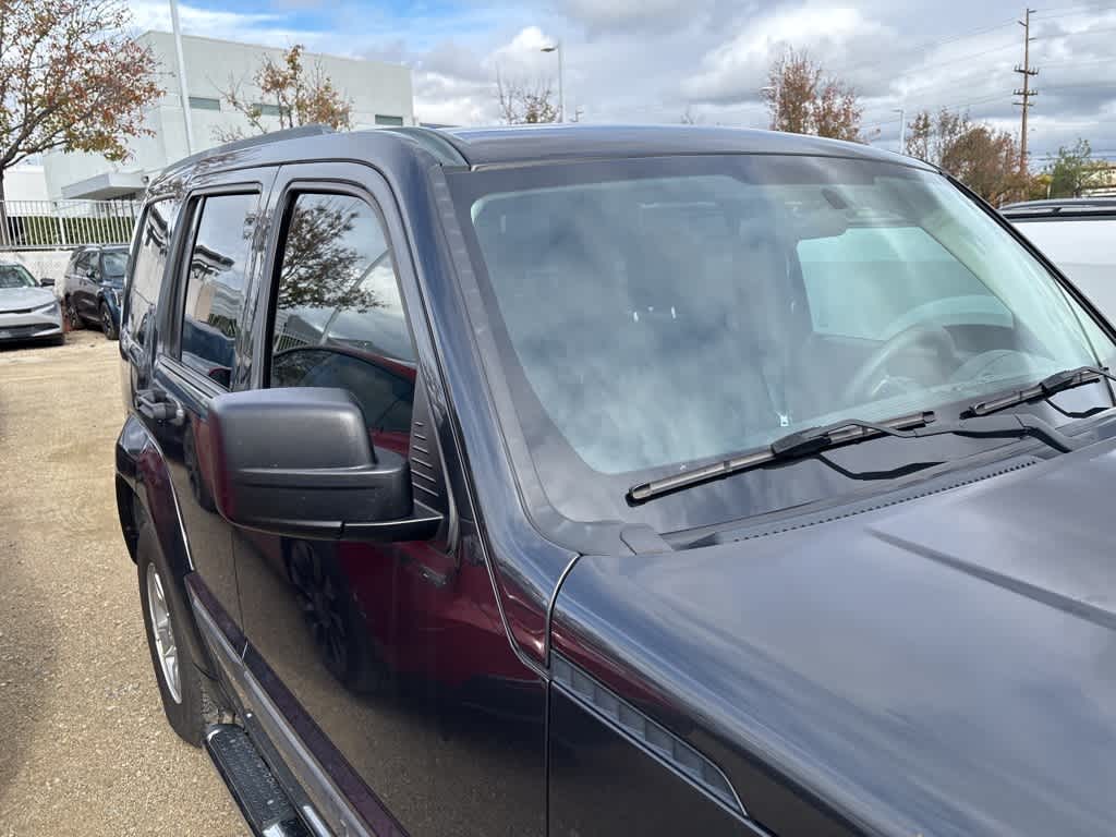 Thumbnail: 2011 Jeep Liberty - 4