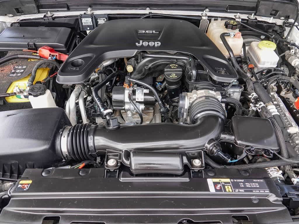 Thumbnail: 2021 Jeep Wrangler - 26