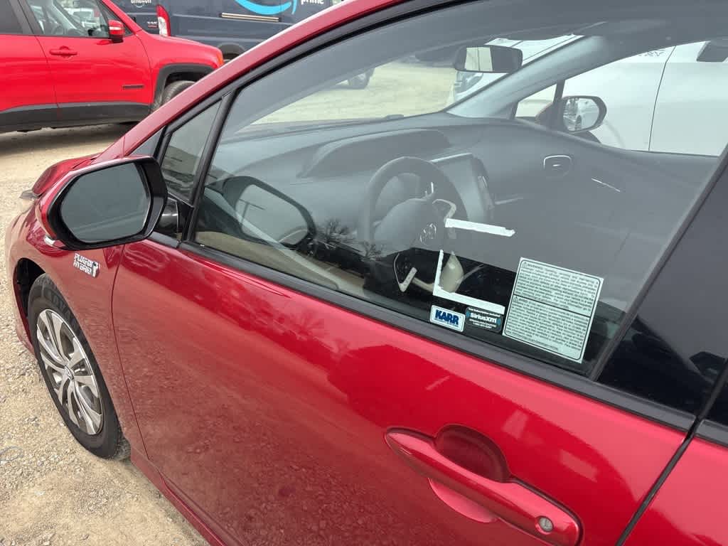 Thumbnail: 2017 Toyota Prius Prime - 7