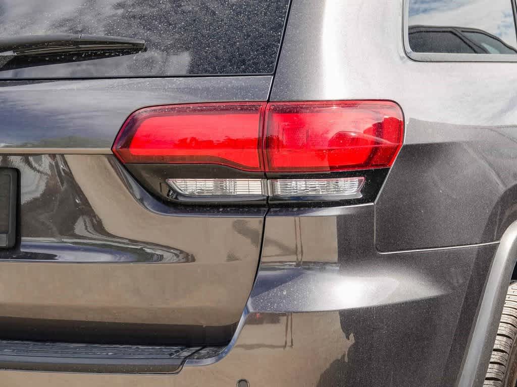 Thumbnail: 2020 Jeep Grand Cherokee - 12