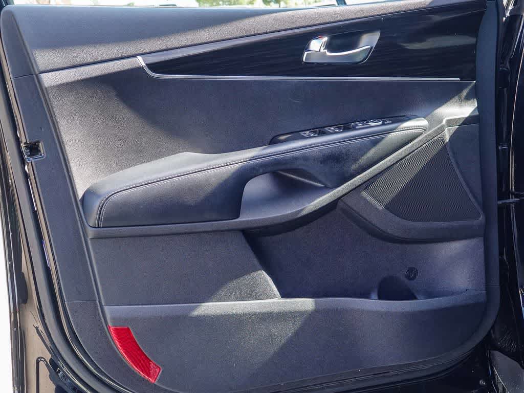 Thumbnail: 2019 Kia Sorento - 19