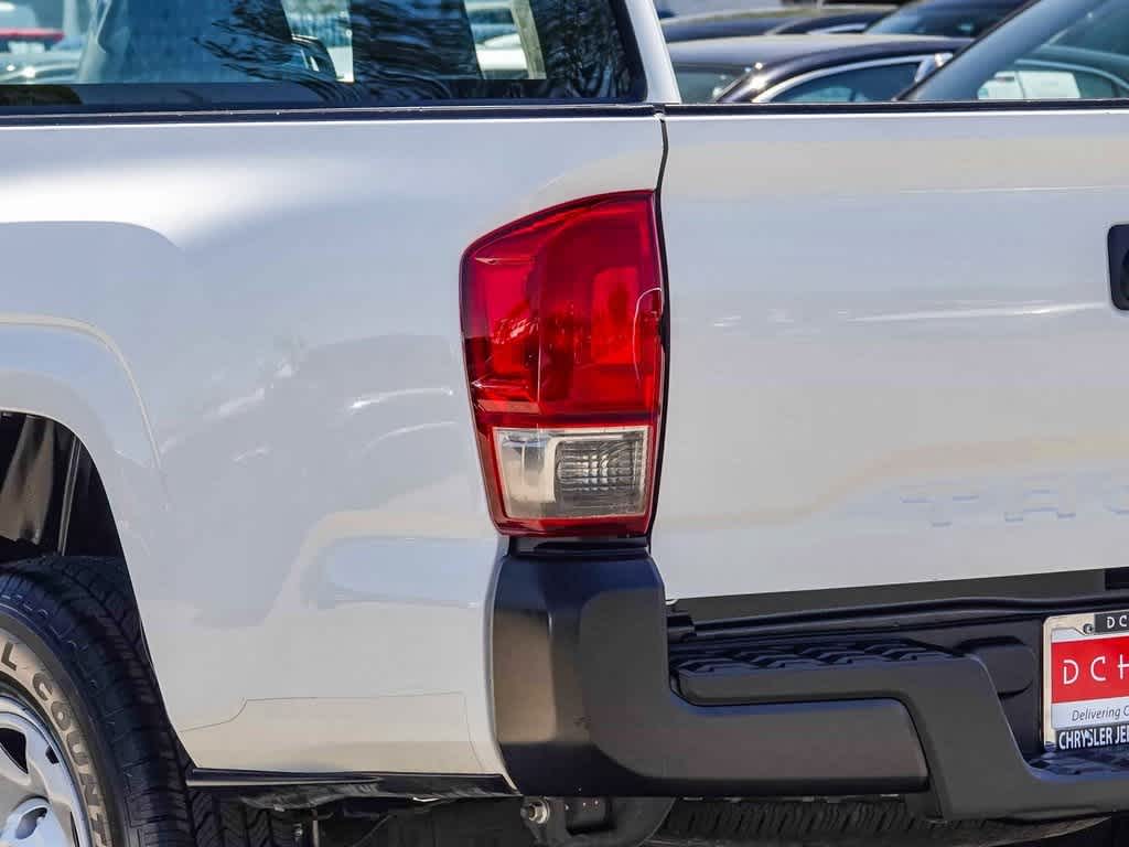 Thumbnail: 2017 Toyota Tacoma - 7