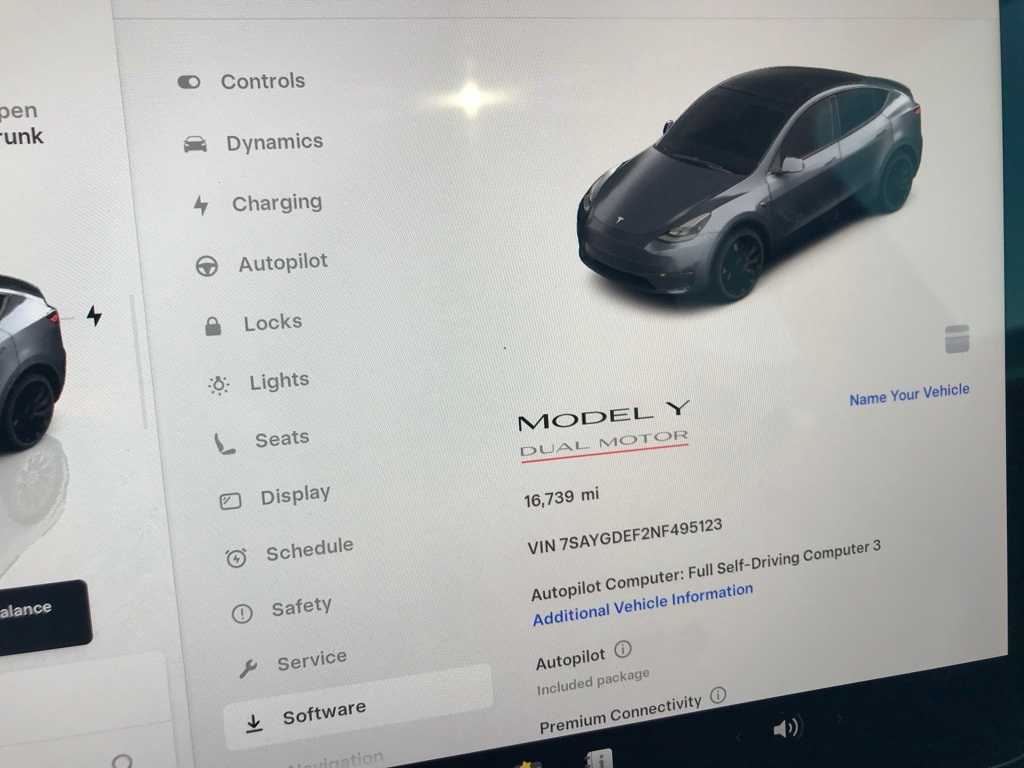 Thumbnail: 2022 Tesla Model Y - 9
