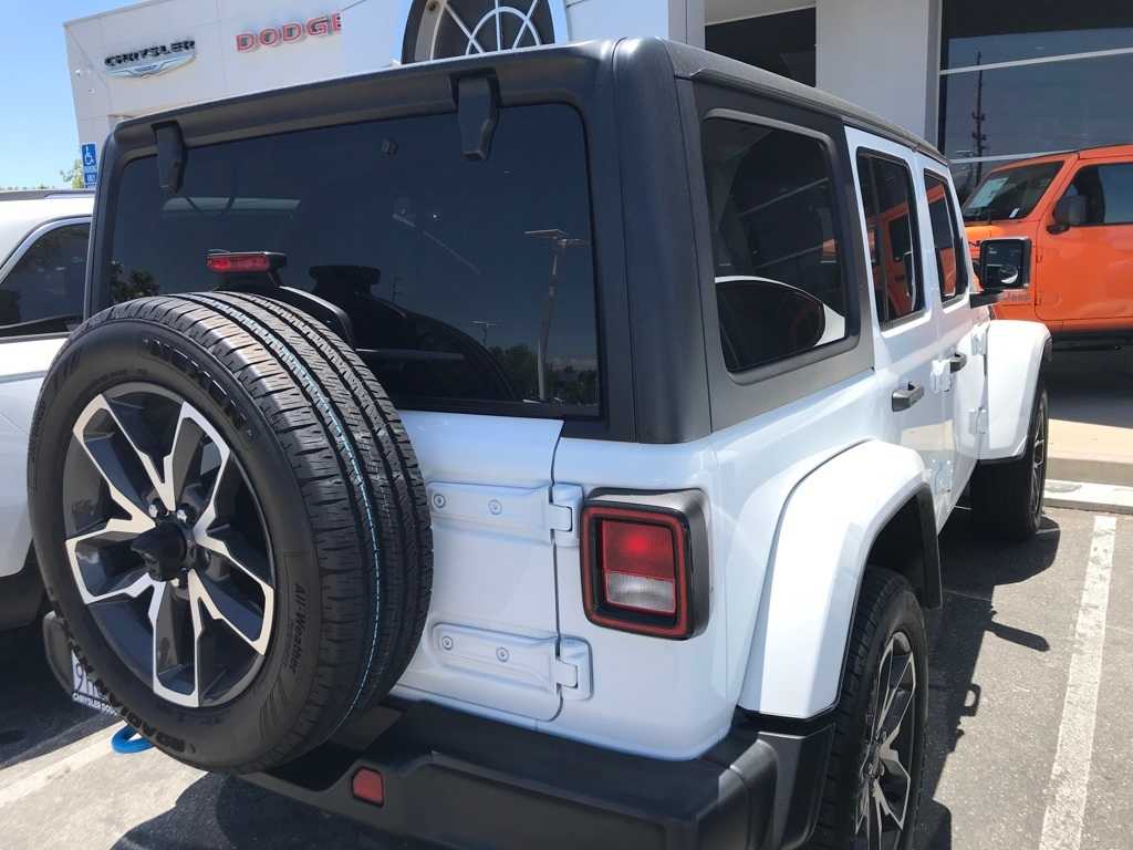 Thumbnail: 2024 Jeep Wrangler - 6