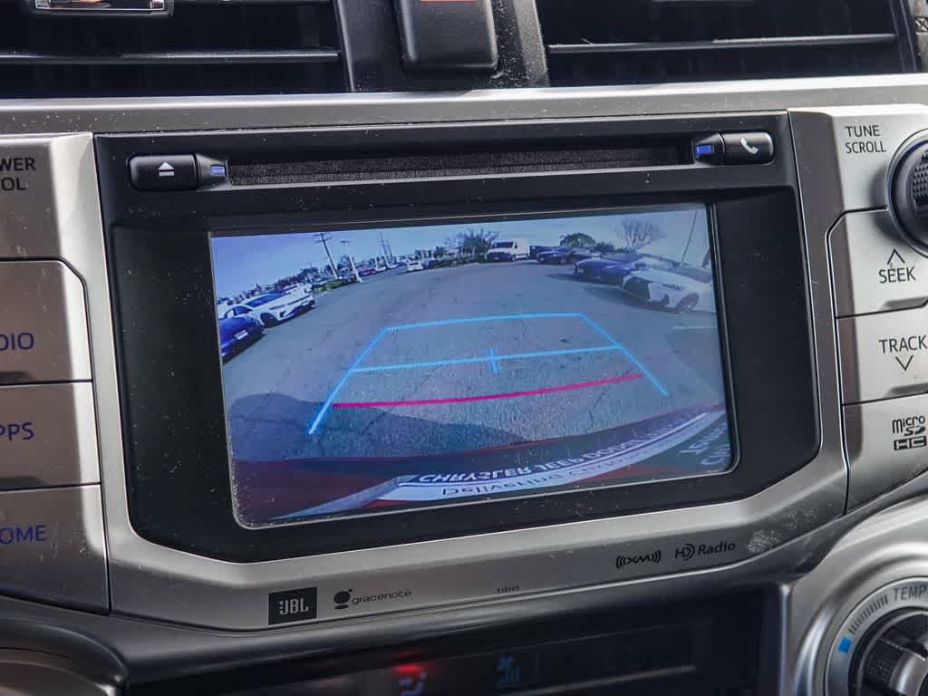 Thumbnail: 2018 Toyota 4Runner - 21