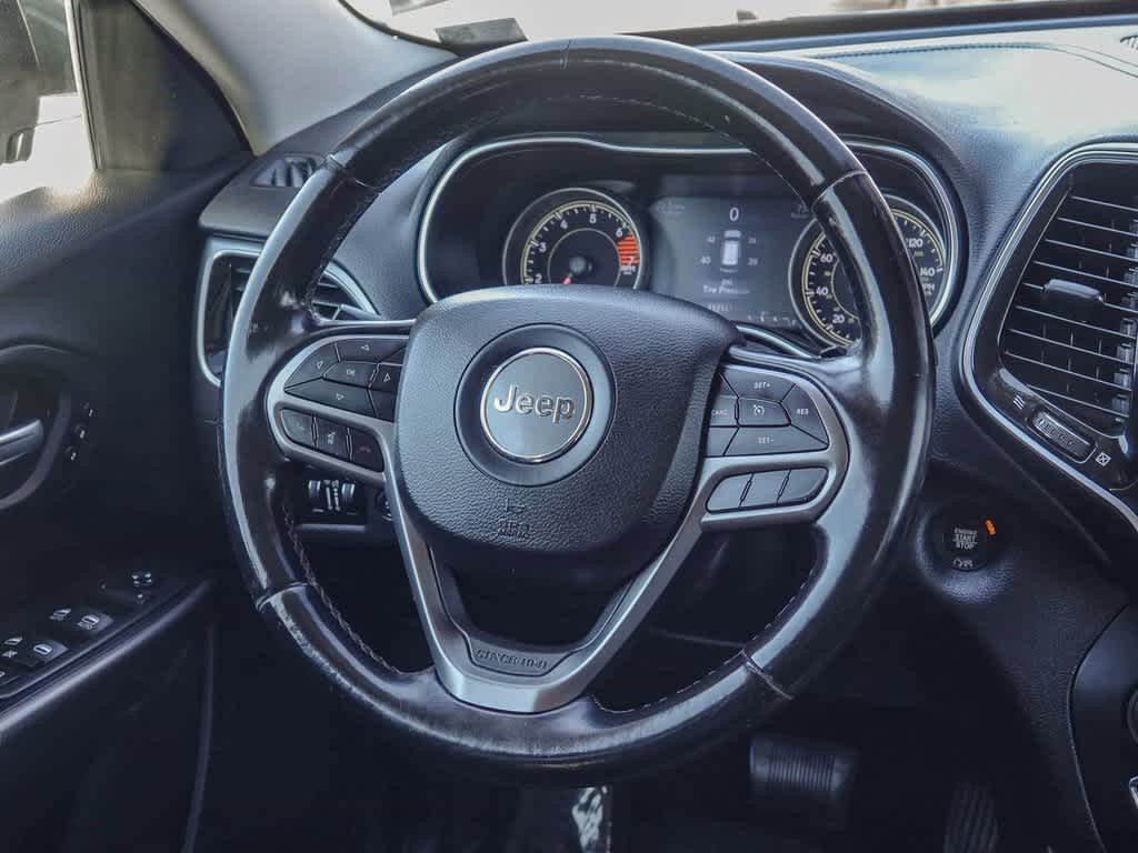 Thumbnail: 2020 Jeep Cherokee - 14