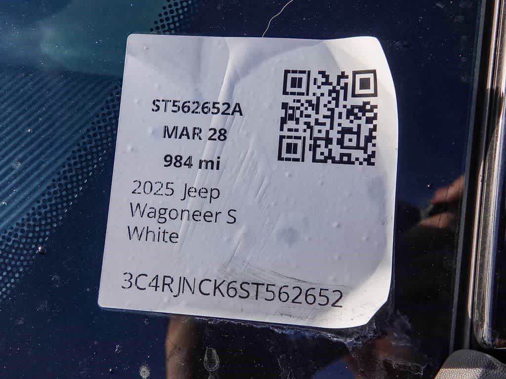 Thumbnail: 2025 Jeep Wagoneer S - 28