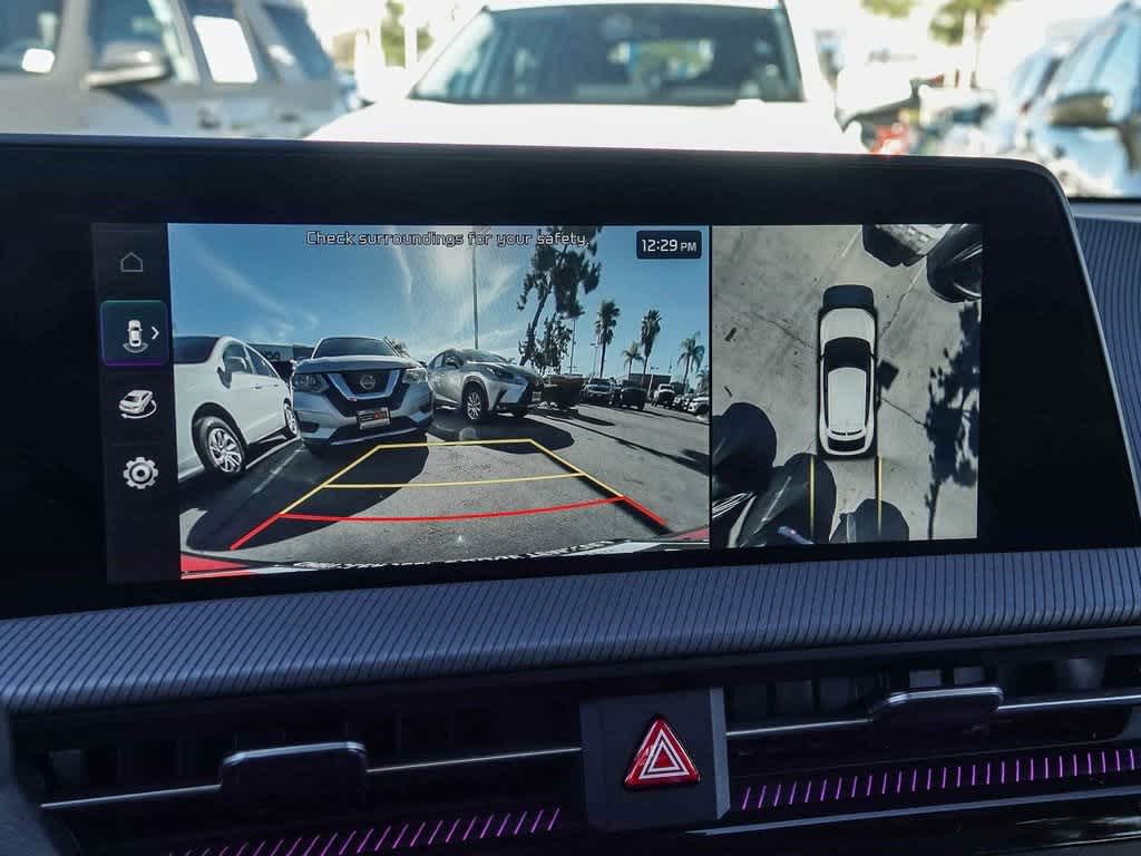 Thumbnail: 2023 Kia EV6 - 22