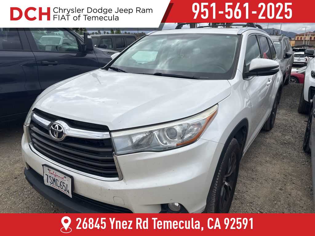 2016 Toyota Highlander XLE -
                  Temecula, CA