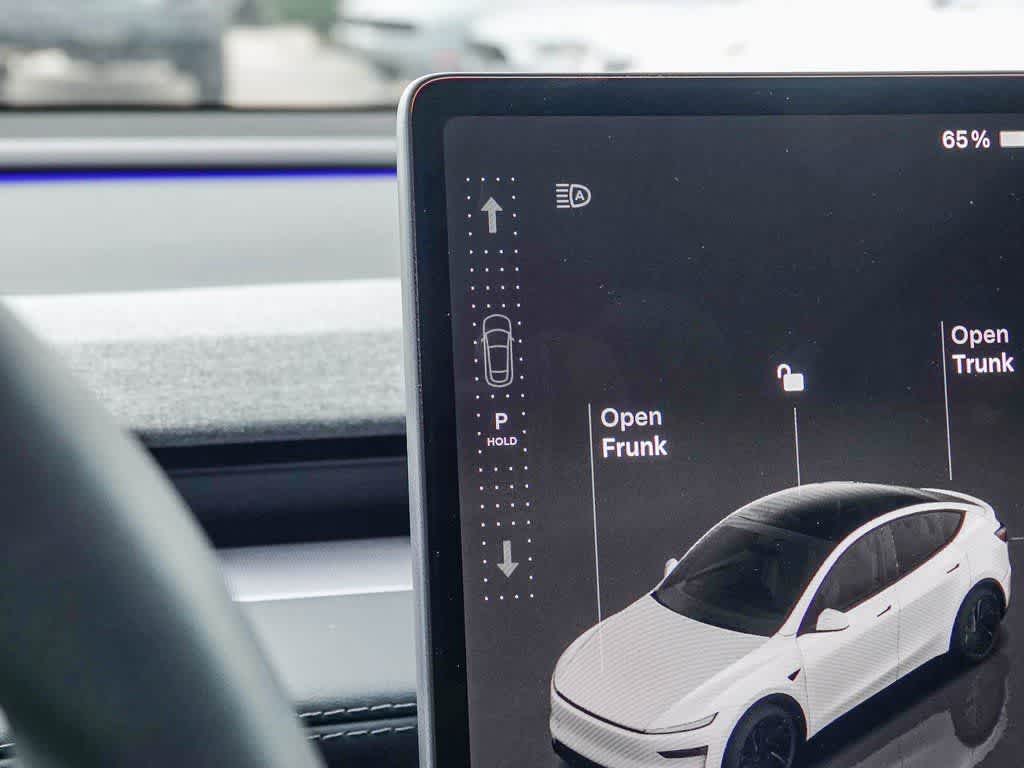 Thumbnail: 2026 Tesla Model Y - 20