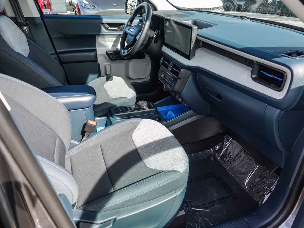 Thumbnail: 2025 Ford Maverick - 15