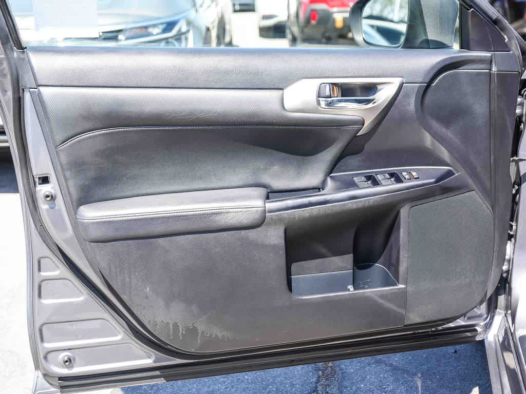 Thumbnail: 2015 Lexus CT - 22