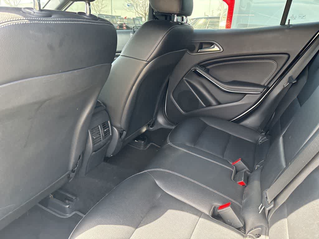 Thumbnail: 2019 Mercedes-Benz GLA - 6