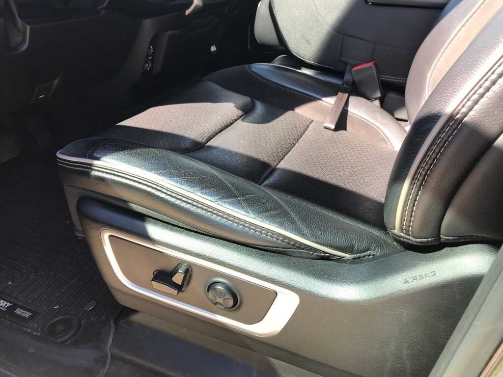 Thumbnail: 2019 RAM 1500 - 14