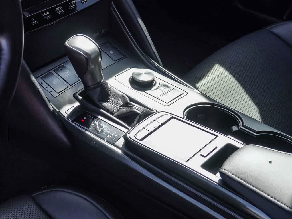 Thumbnail: 2025 Lexus IS - 18