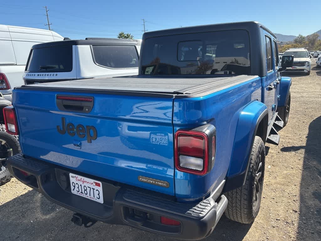 Thumbnail: 2023 Jeep Gladiator - 5