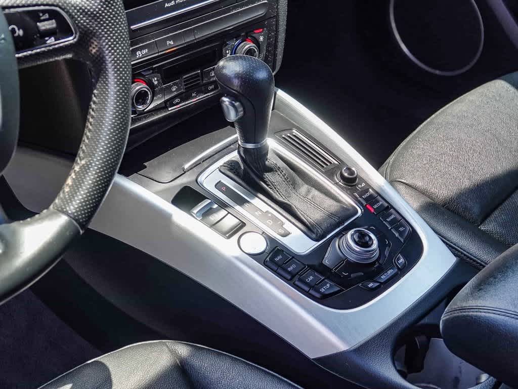 Thumbnail: 2012 Audi Q5 - 18