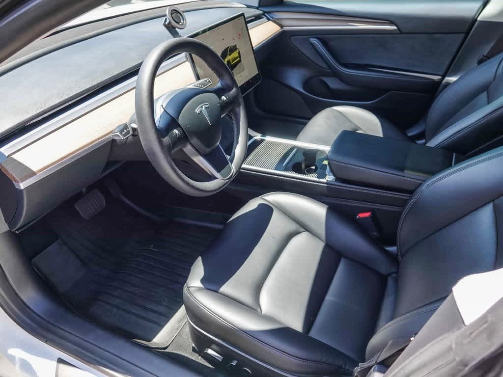Thumbnail: 2022 Tesla Model 3 - 15