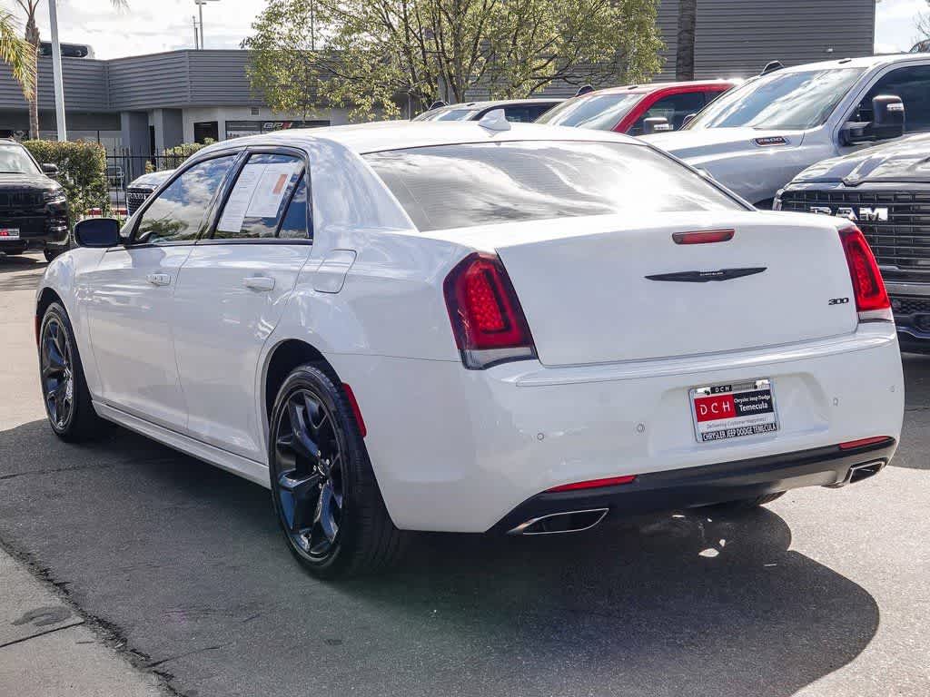 Thumbnail: 2023 Chrysler 300 - 6