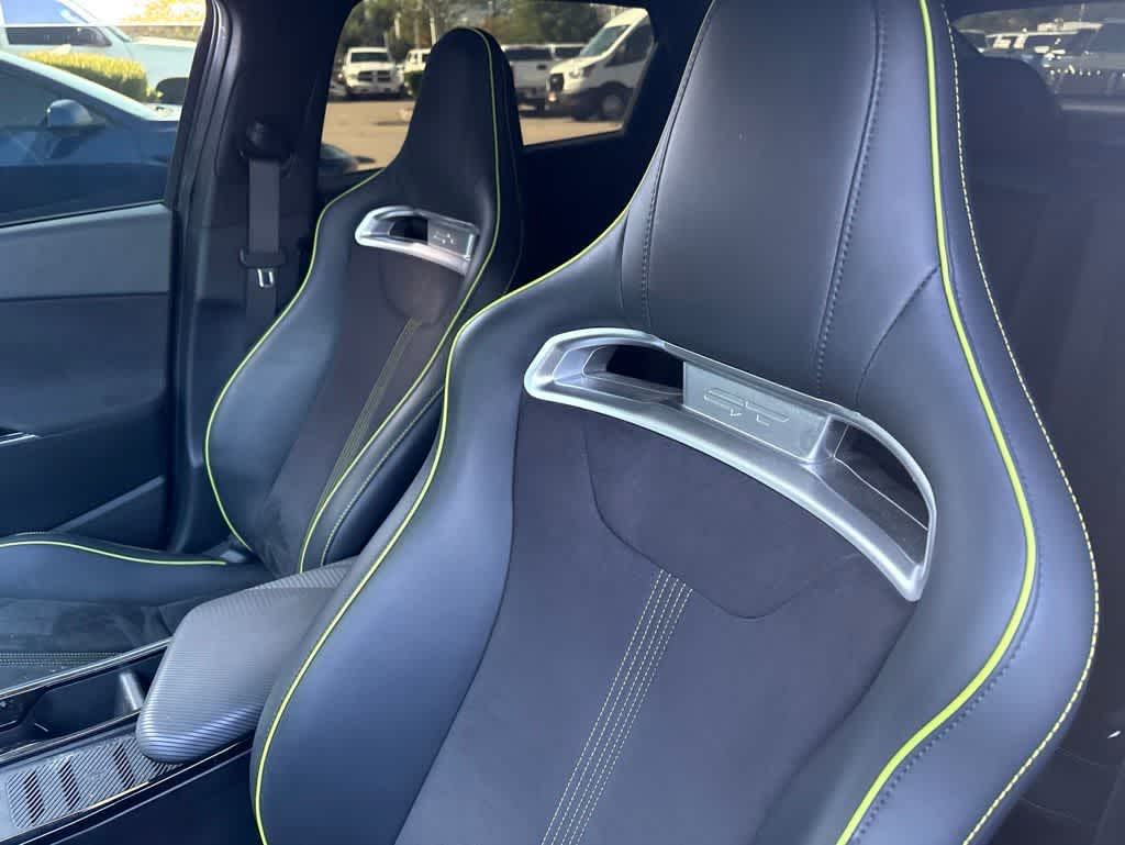 Thumbnail: 2023 Kia EV6 - 4
