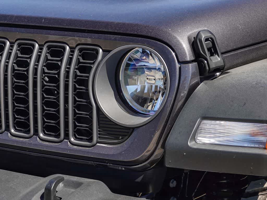 Thumbnail: 2026 Jeep Wrangler - 4