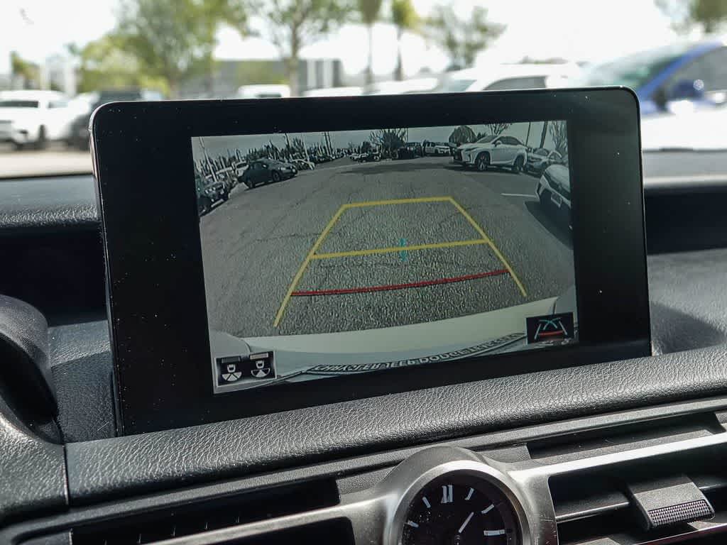 Thumbnail: 2022 Lexus IS - 23