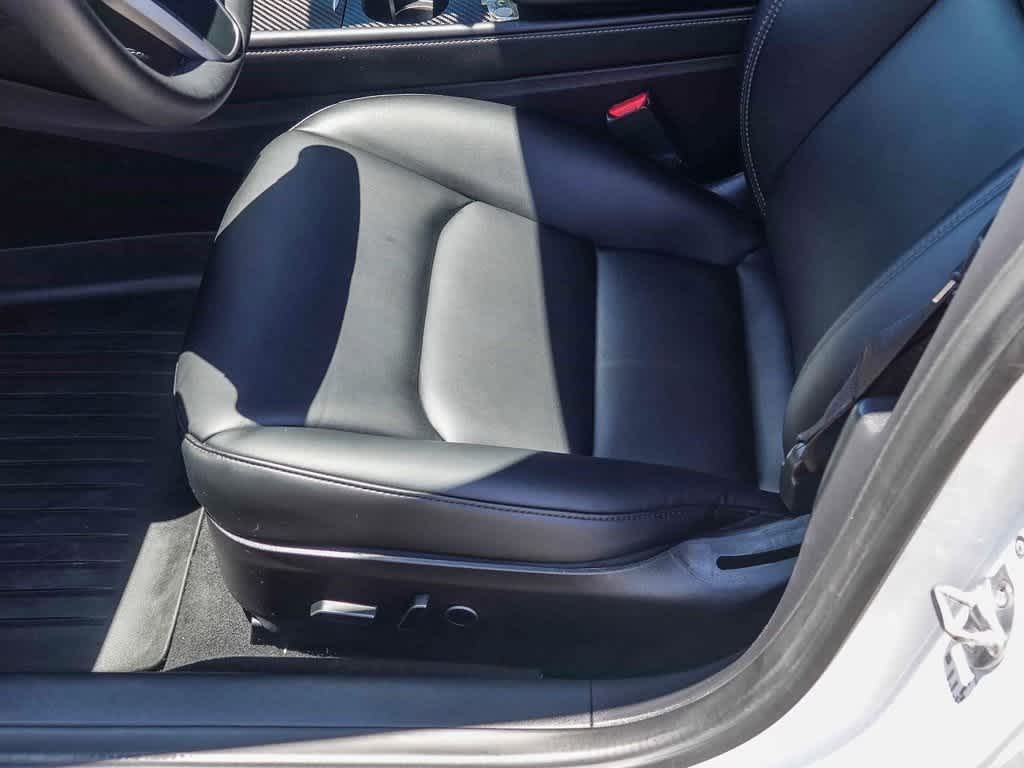 Thumbnail: 2022 Tesla Model 3 - 19