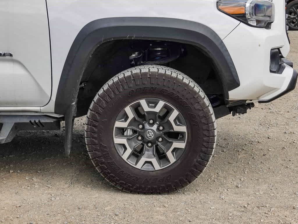 Thumbnail: 2021 Toyota Tacoma - 8