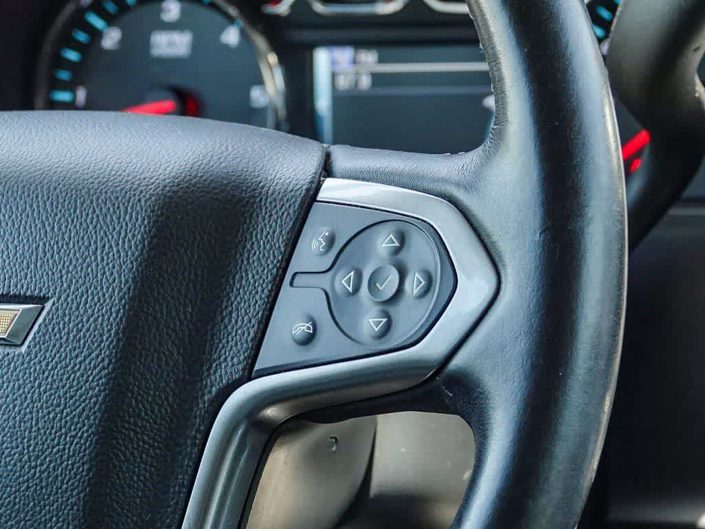 Thumbnail: 2019 Chevrolet Suburban - 15