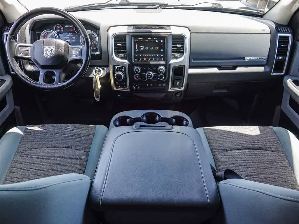 Thumbnail: 2019 RAM 1500 Classic - 11