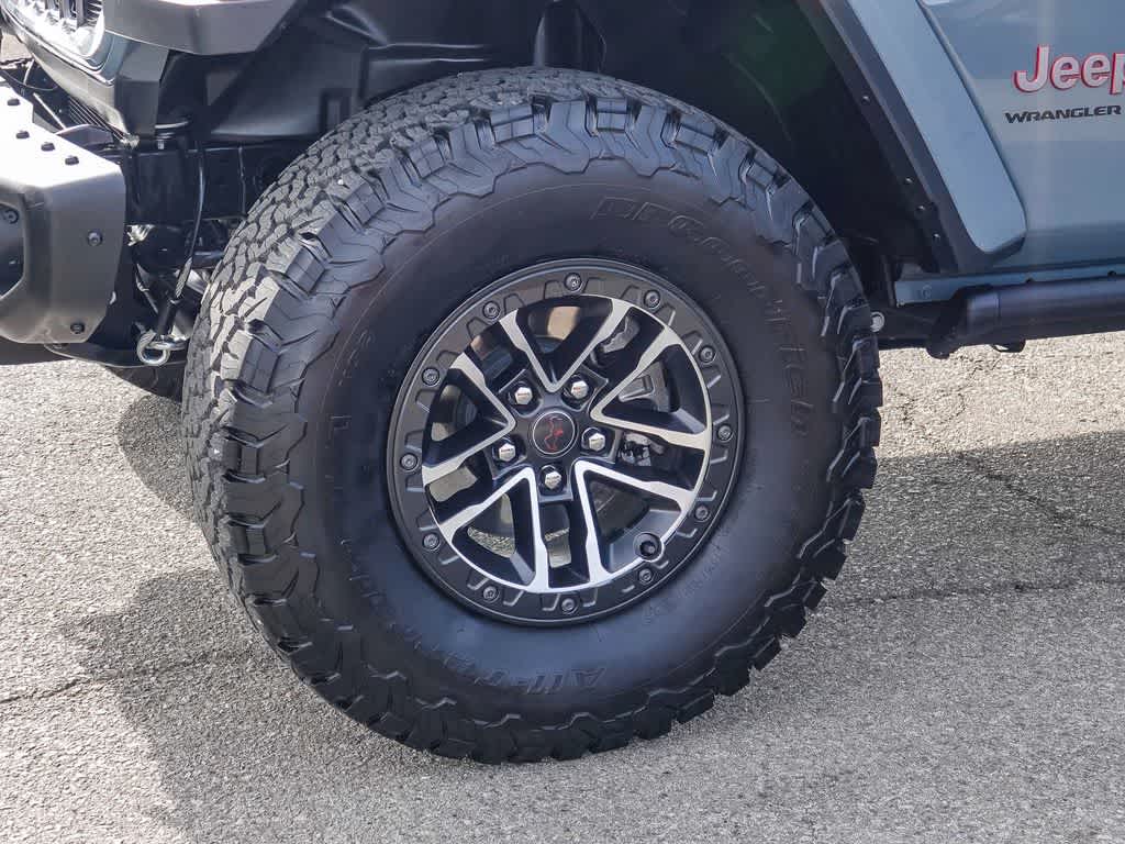 Thumbnail: 2025 Jeep Wrangler - 9