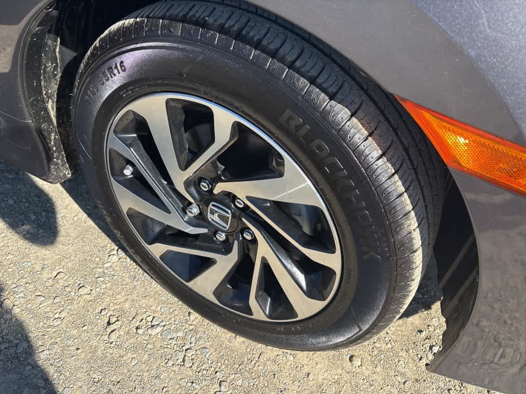 Thumbnail: 2017 Honda Civic - 3