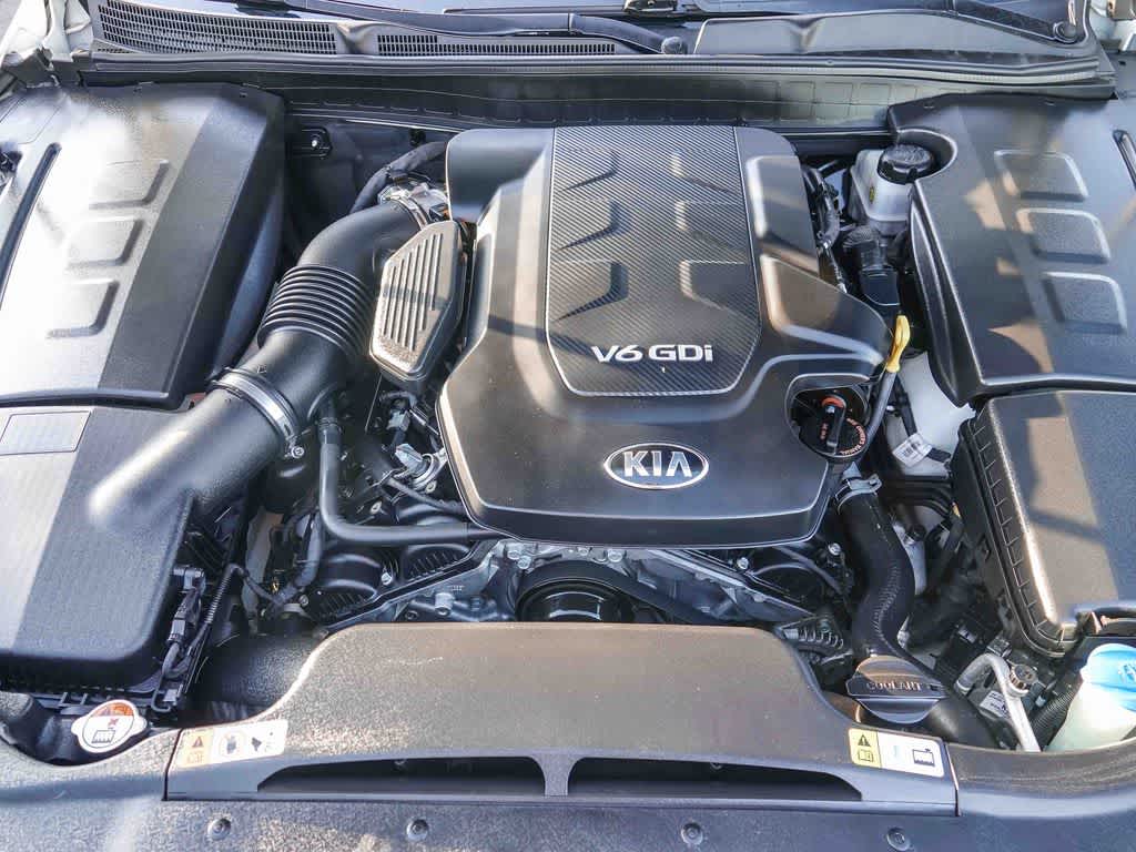 Thumbnail: 2017 Kia K900 - 25