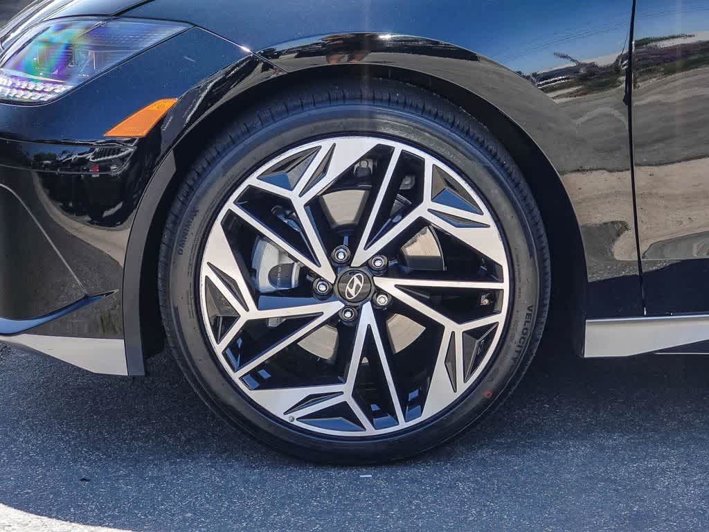 Thumbnail: 2024 Hyundai Ioniq 6 - 9