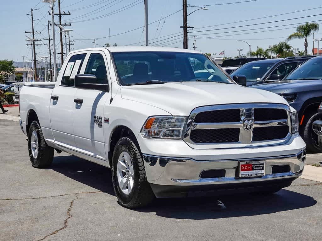 Thumbnail: 2022 RAM 1500 Classic - 3
