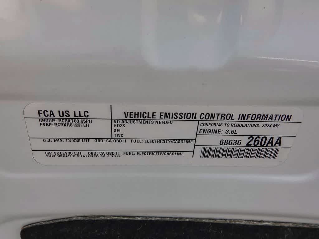 Thumbnail: 2024 Chrysler Pacifica - 26