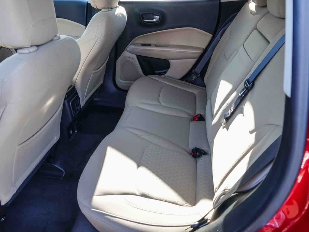 Thumbnail: 2018 Jeep Compass - 17