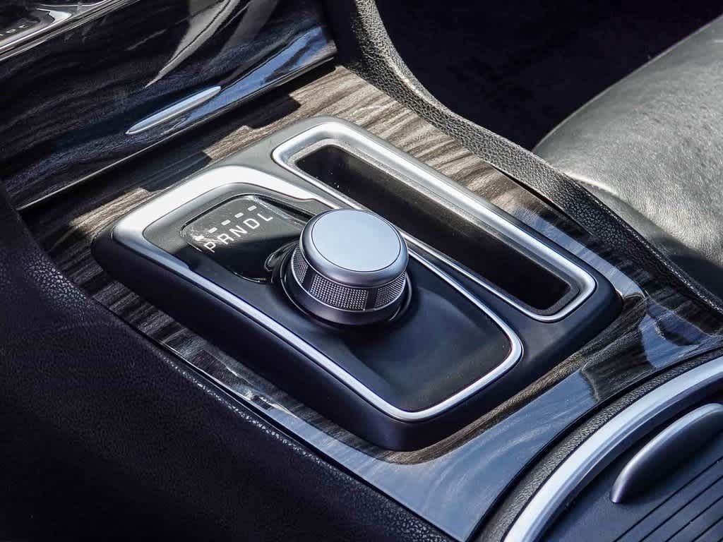Thumbnail: 2017 Chrysler 300 - 19