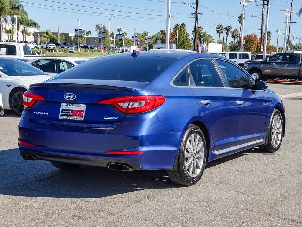 Thumbnail: 2017 Hyundai Sonata - 4