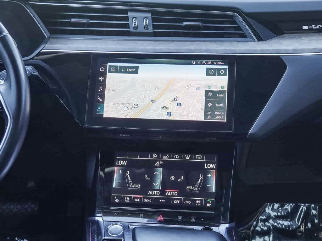 Thumbnail: 2019 Audi e-tron - 12