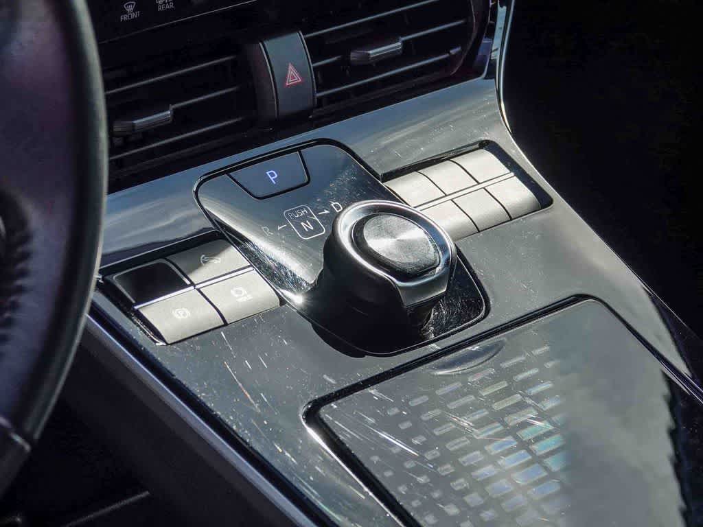 Thumbnail: 2023 Toyota bZ4X - 19