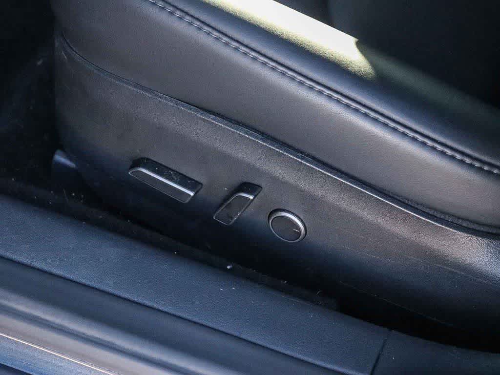 Thumbnail: 2023 Tesla Model 3 - 17